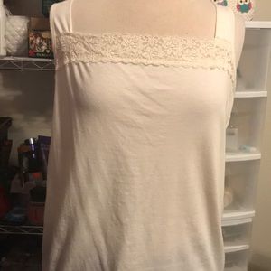 Bundle of 3 tank tops